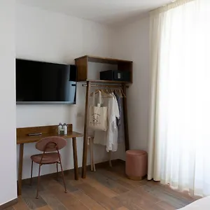 https://il-caruggio-roomsbreakfast.hotelitalianriviera.com
