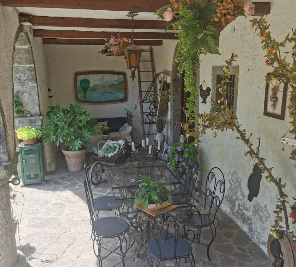 Bed and Breakfast A Casa Di Gianni E Mari Vestone 0*,  Itálie